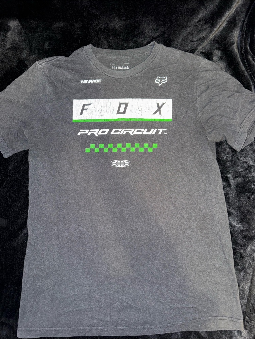 Fox Black Short-Sleeve Graphic Tee with Green Accents
